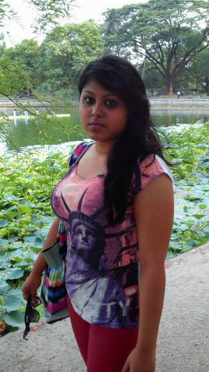 Kanwal Gulzar_31.jpg